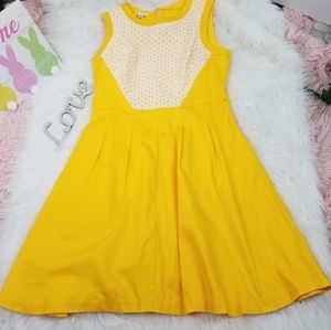 LONDON STYLE COLLECTION DRESS YELLOW LACE  SIZE 12
